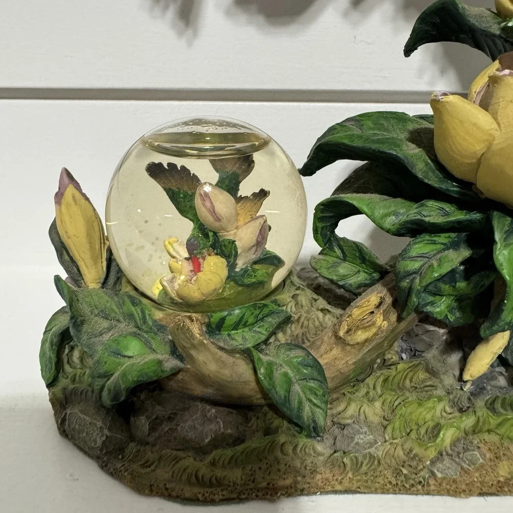 1999‎ Cadona Hummingbird Clock